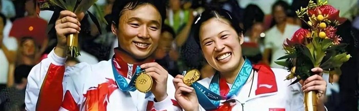 kaiyun-从奥运冠军到被立案调查，羽协主席张军最终还是没能顶住诱惑！|国羽|体育|运动员|羽毛球|荣誉_新浪新闻